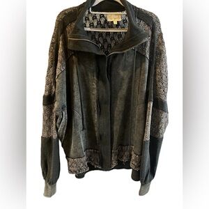 Oli and Hali Full Zip Tunic